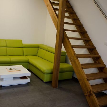 Apartment Lidicka Slavkov, 4 Person スラフコフ・ウ・ブルナ エクステリア 写真
