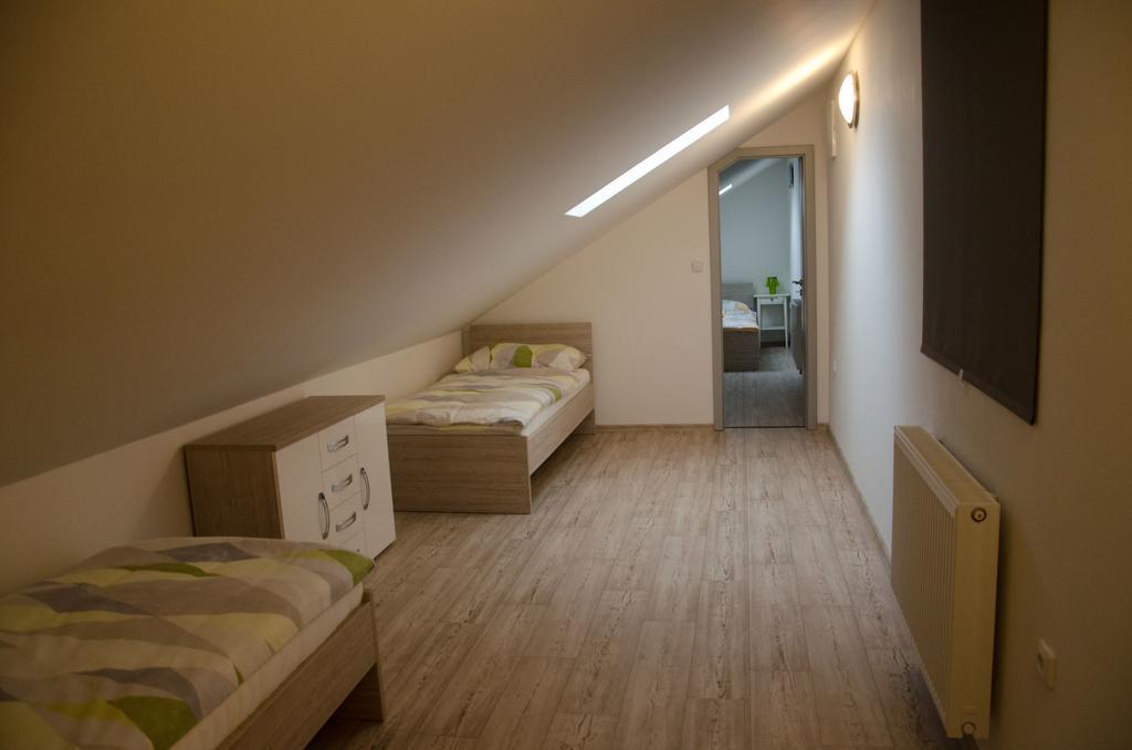 Apartment Lidicka Slavkov, 4 Person スラフコフ・ウ・ブルナ エクステリア 写真